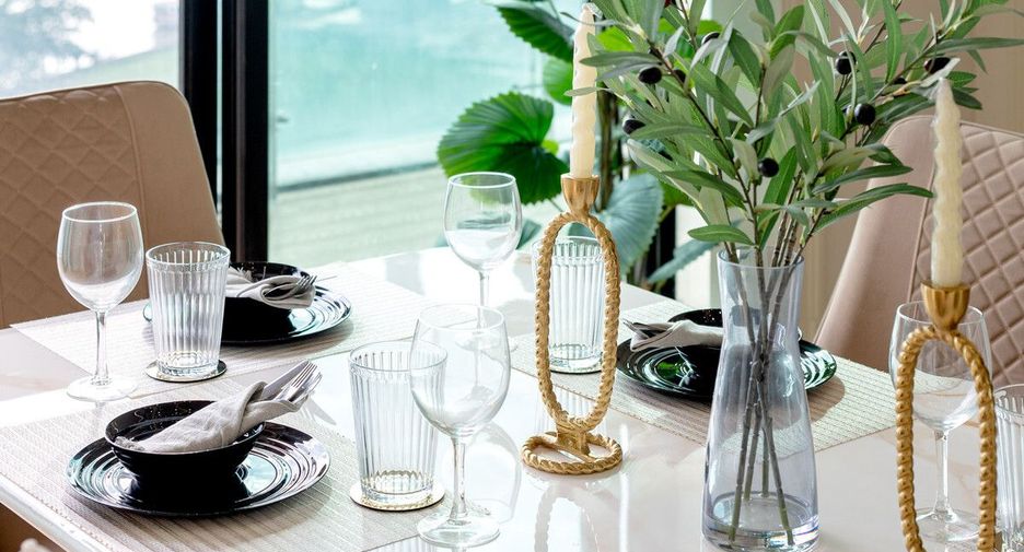 For sale 2 bedrooms condo in Yan Nawa, Bangkok