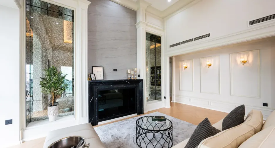 For sale 2 bedrooms condo in Yan Nawa, Bangkok
