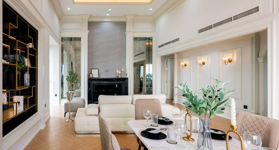 For sale 2 bedrooms condo in Yan Nawa, Bangkok
