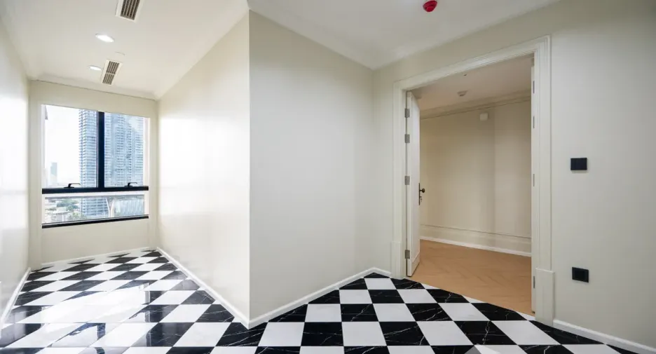 For sale 2 bedrooms condo in Yan Nawa, Bangkok