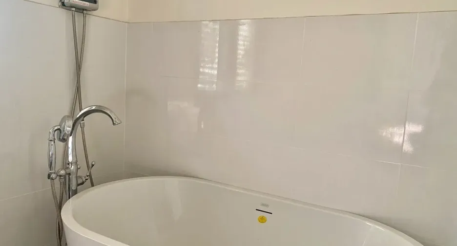 For sale 4 bedrooms house in San Sai, Chiang Mai