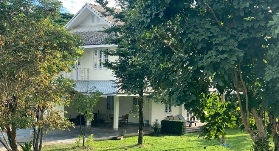 For sale 4 bedrooms house in San Sai, Chiang Mai