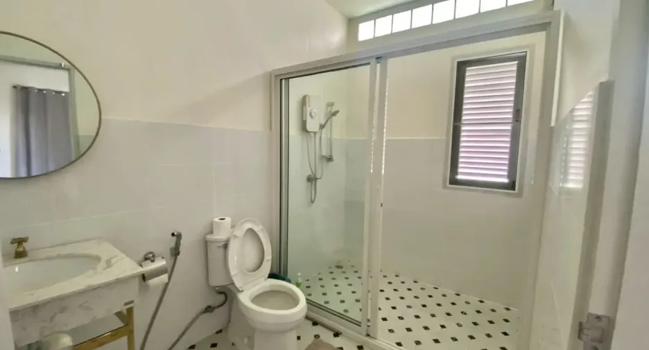 For sale 4 bedrooms house in San Sai, Chiang Mai