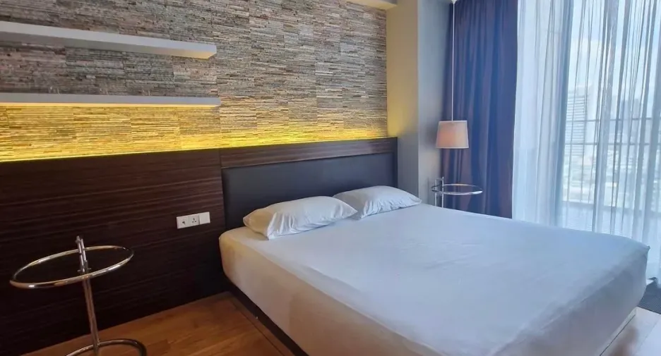 For sale and for rent 2 bedrooms condo in Sathon, Bangkok
