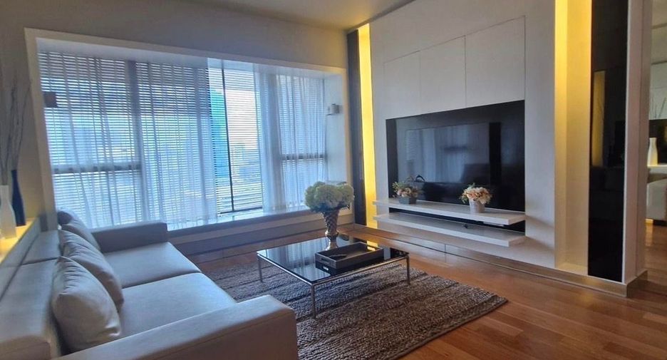 For sale and for rent 2 bedrooms condo in Sathon, Bangkok