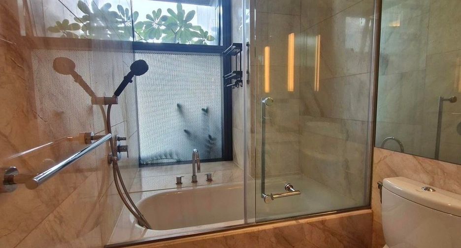 For sale and for rent 2 bedrooms condo in Sathon, Bangkok