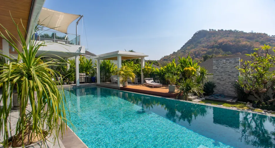 For sale 4 ベッドルーム house in Hua Hin, Prachuap Khiri Khan