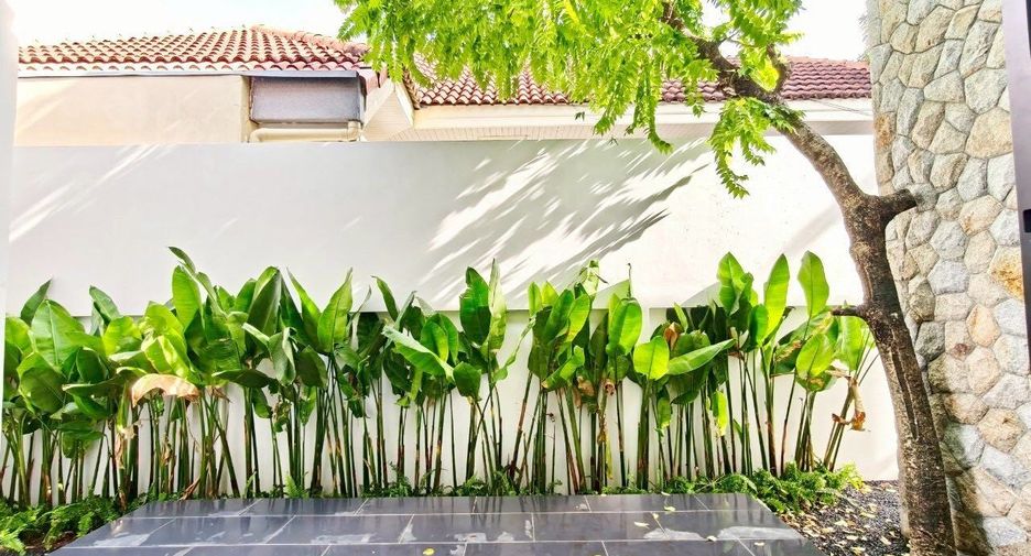 For sale 3 bedrooms house in Mueang Phuket, Phuket
