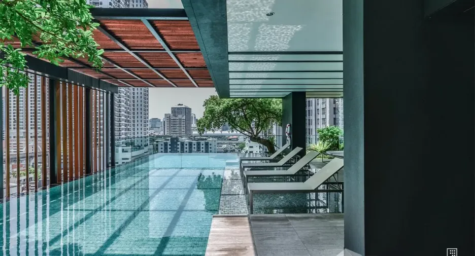 À vendre 2 chambres condo à Pathum Wan, Bangkok