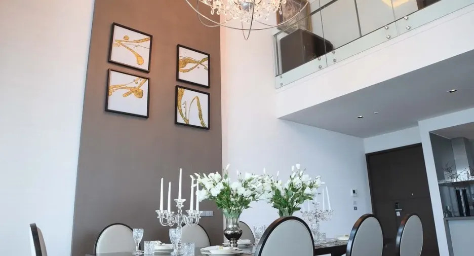 For sale 2 bedrooms condo in Khlong Toei, Bangkok