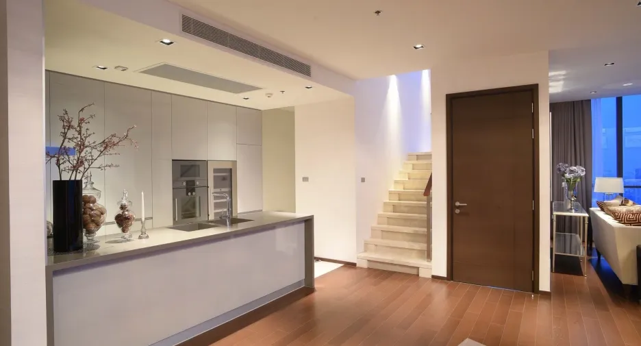 For sale 2 bedrooms condo in Khlong Toei, Bangkok