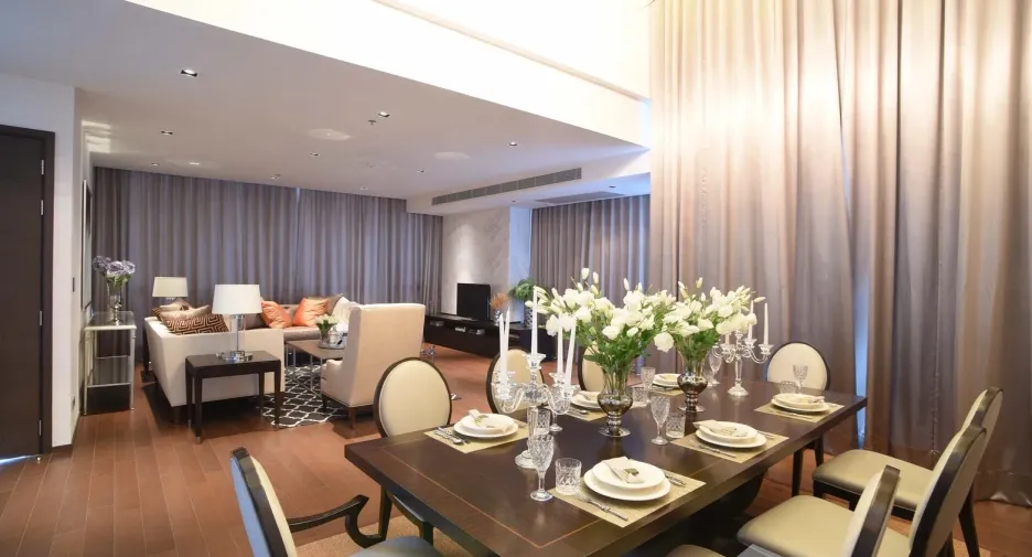 For sale 2 bedrooms condo in Khlong Toei, Bangkok