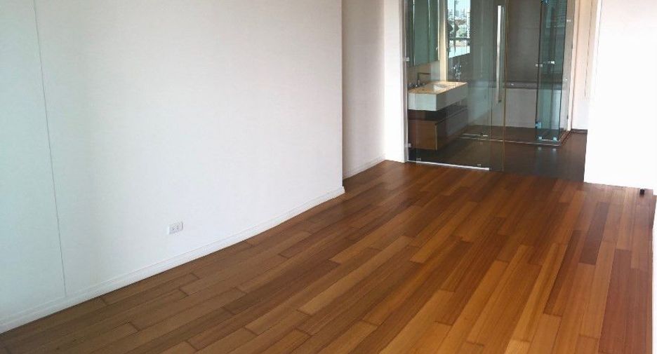 For sale 1 Beds condo in Sathon, Bangkok