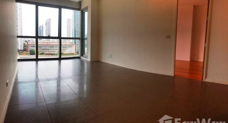 For sale 1 Beds condo in Sathon, Bangkok