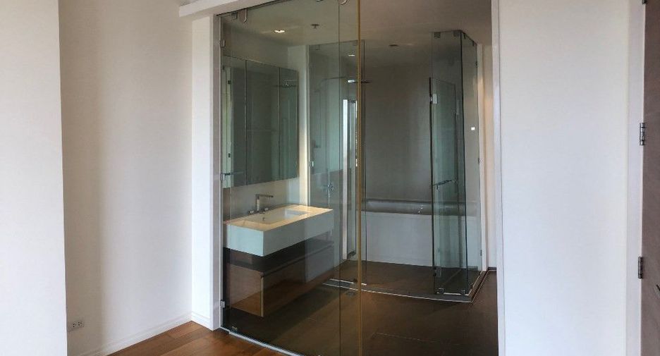For sale 1 Beds condo in Sathon, Bangkok