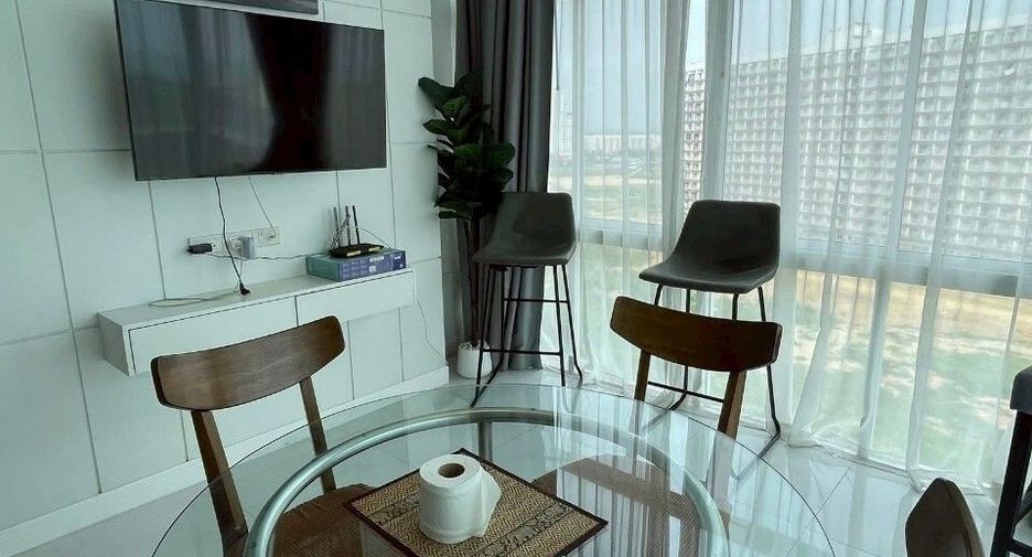 For rent 2 bedrooms condo in Bang Lamung, Chonburi
