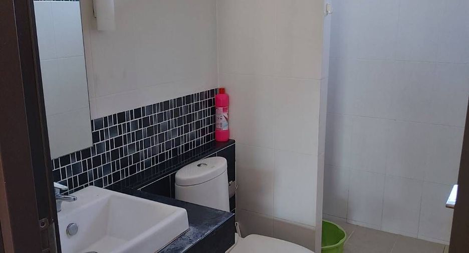 For sale and for rent 3 bedrooms house in Saraphi, Chiang Mai