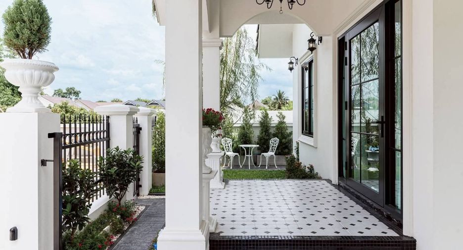 For sale 3 bedrooms house in Hang Dong, Chiang Mai