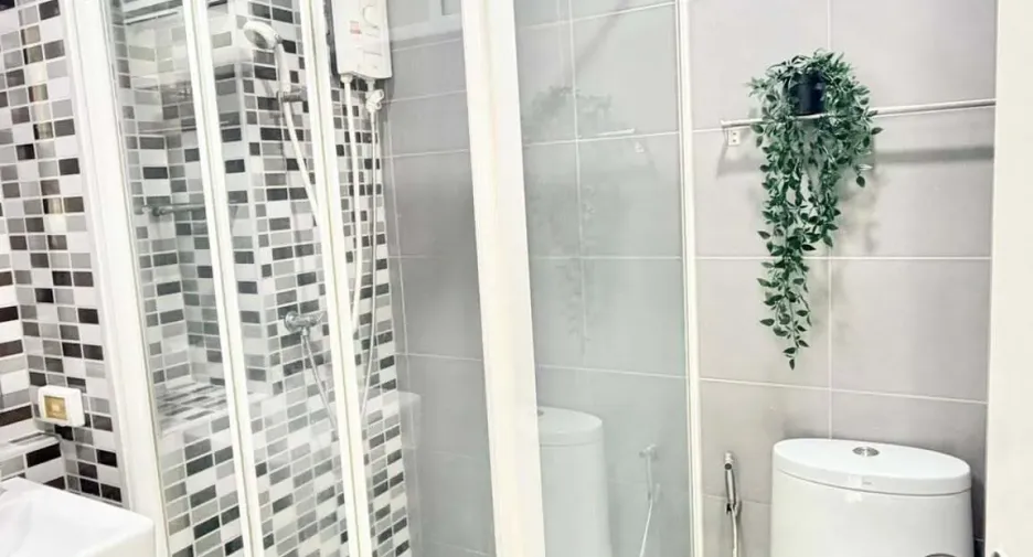 Wohnung zum Kauf und zur Miete mit Studio in Bang Kapi, Bangkok