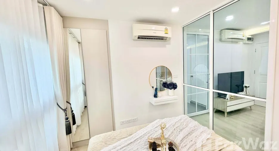 Wohnung zum Kauf und zur Miete mit Studio in Bang Kapi, Bangkok