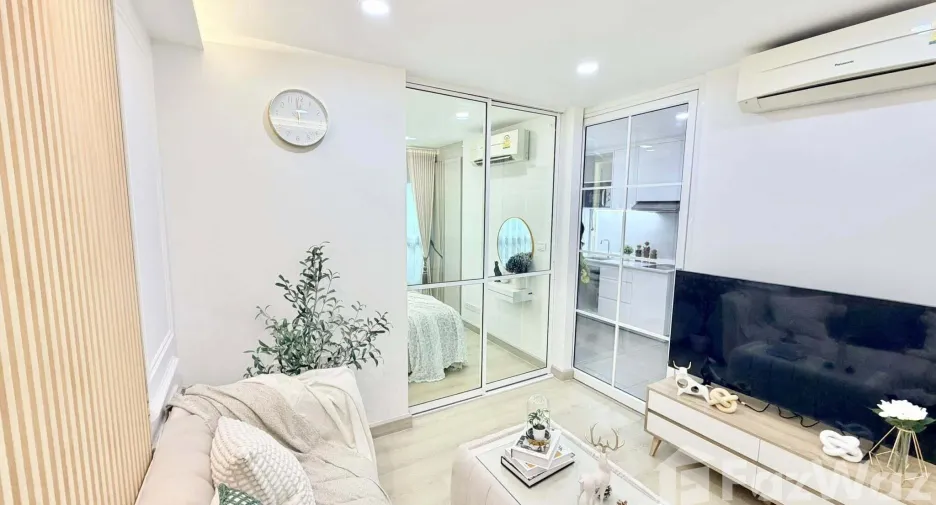 Wohnung zum Kauf und zur Miete mit Studio in Bang Kapi, Bangkok