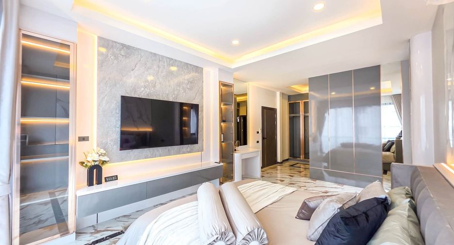 Villa en venta de 5 habitaciones en Bang Lamung, Chonburi