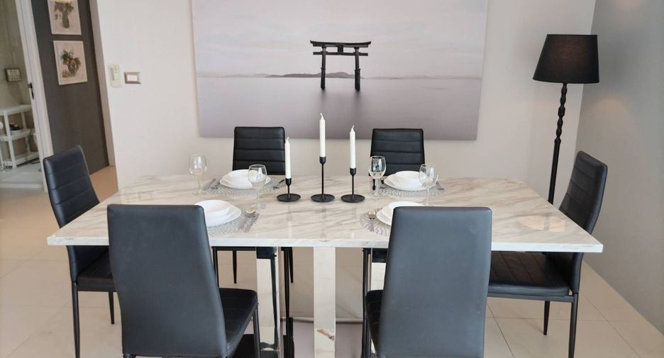 For sale 3 bedrooms condo in Watthana, Bangkok