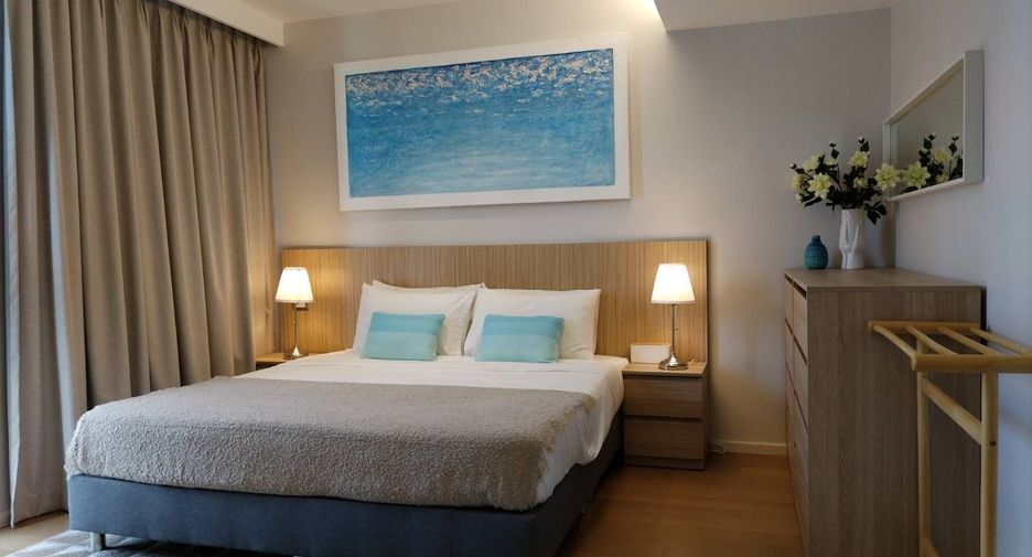 For sale 3 bedrooms condo in Watthana, Bangkok