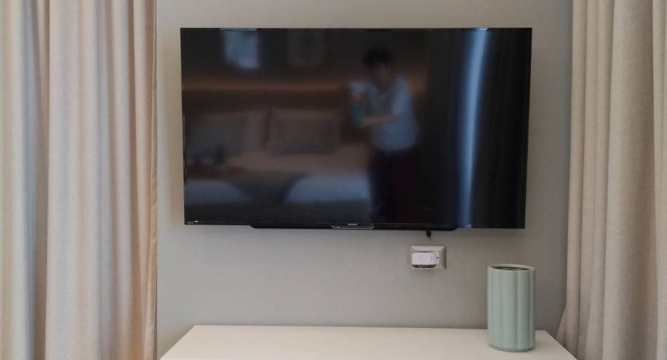 For sale 3 bedrooms condo in Watthana, Bangkok