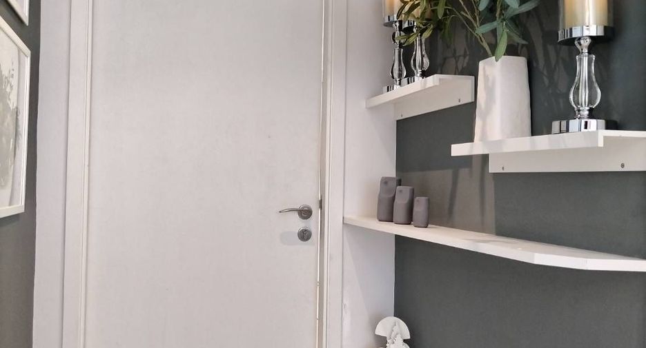 For sale 3 bedrooms condo in Watthana, Bangkok