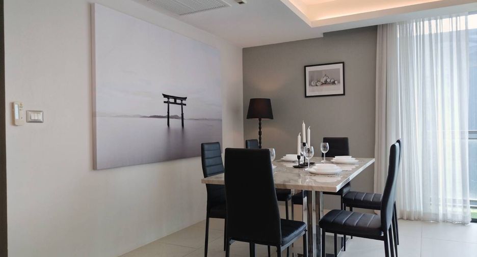 For sale 3 bedrooms condo in Watthana, Bangkok