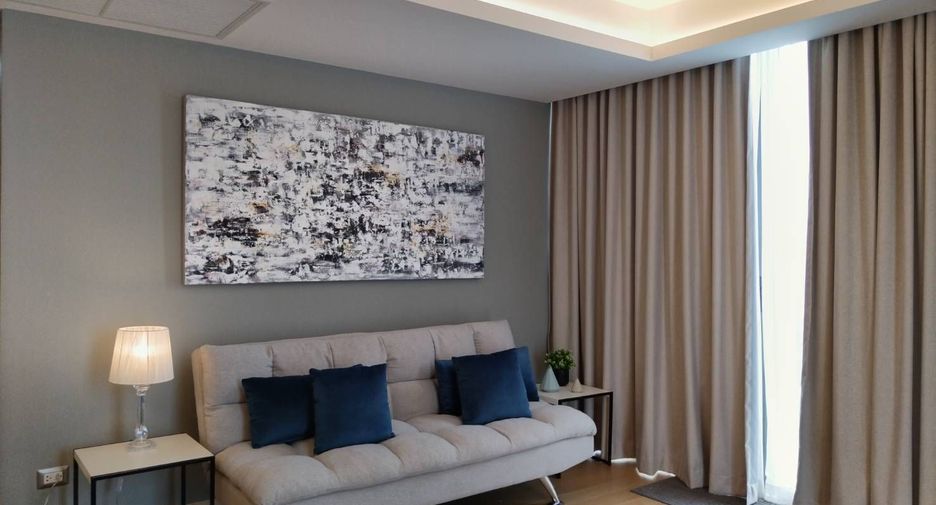 For sale 3 bedrooms condo in Watthana, Bangkok