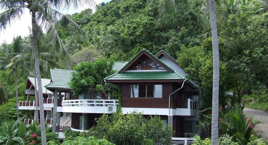 For sale 3 bedrooms villa in Ko Samui, Surat Thani