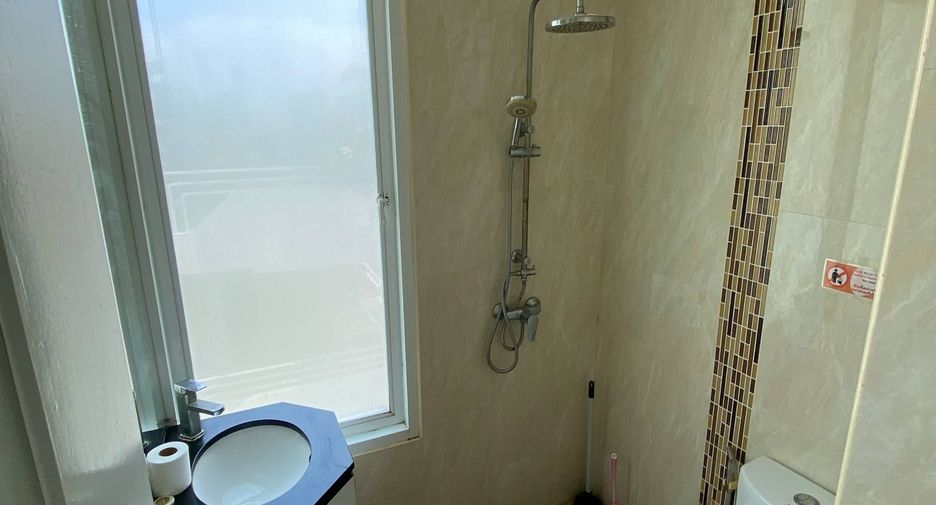 For sale 6 bedrooms condo in Bang Lamung, Chonburi