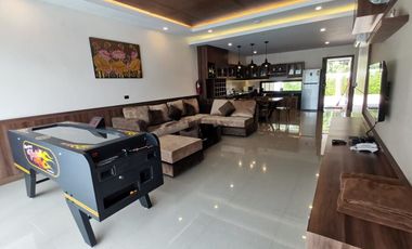 For sale and for rent 3 bedrooms villa in Saraphi, Chiang Mai