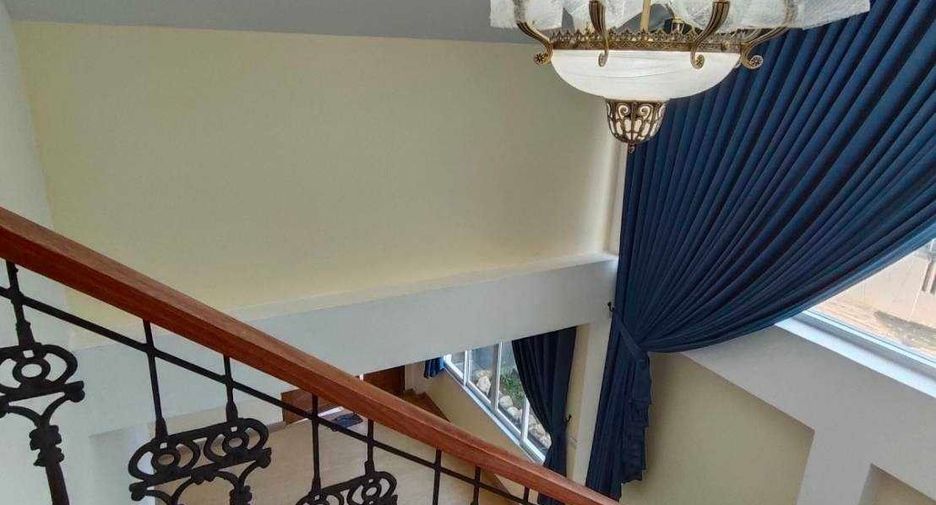 For rent 14 bedrooms house in Mueang Chiang Mai, Chiang Mai