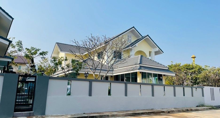 For rent 14 bedrooms house in Mueang Chiang Mai, Chiang Mai