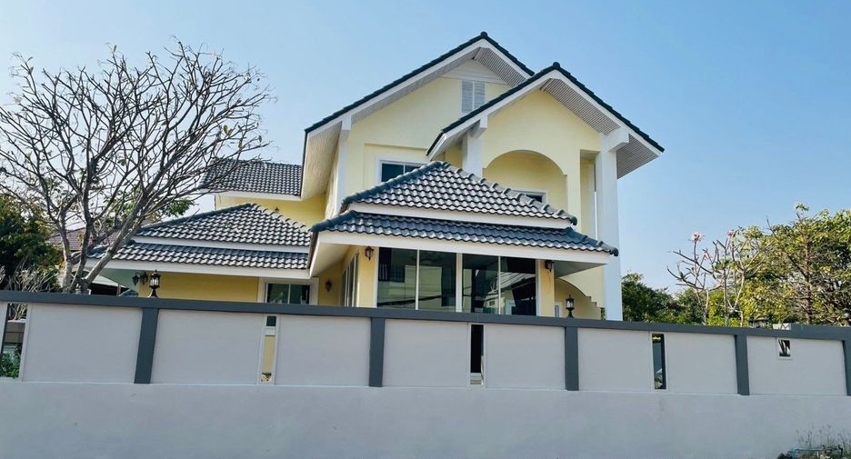 For rent 14 bedrooms house in Mueang Chiang Mai, Chiang Mai