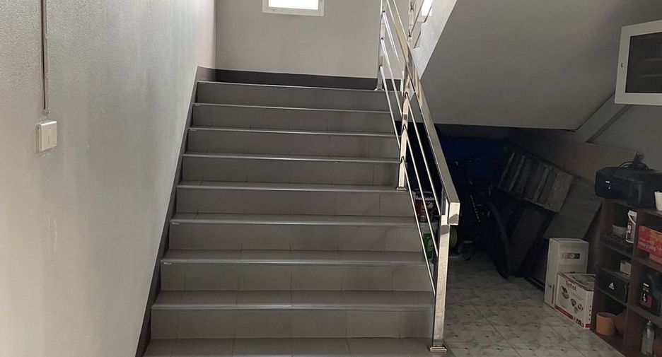 Gewerbefläche zum Kauf mit 43 Zimmer in Mueang Chiang Mai, Chiang Mai