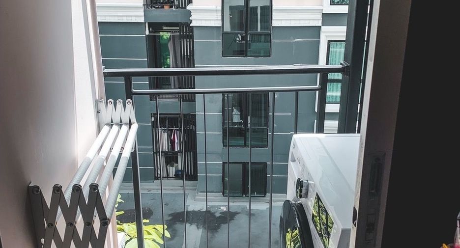 For sale studio condo in Bang Khen, Bangkok