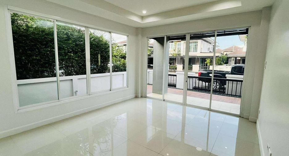 For sale 4 bedrooms house in Doi Saket, Chiang Mai
