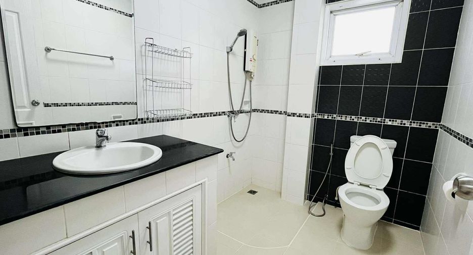 For sale 4 bedrooms house in Doi Saket, Chiang Mai