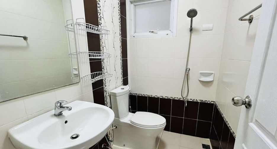 For sale 4 bedrooms house in Doi Saket, Chiang Mai