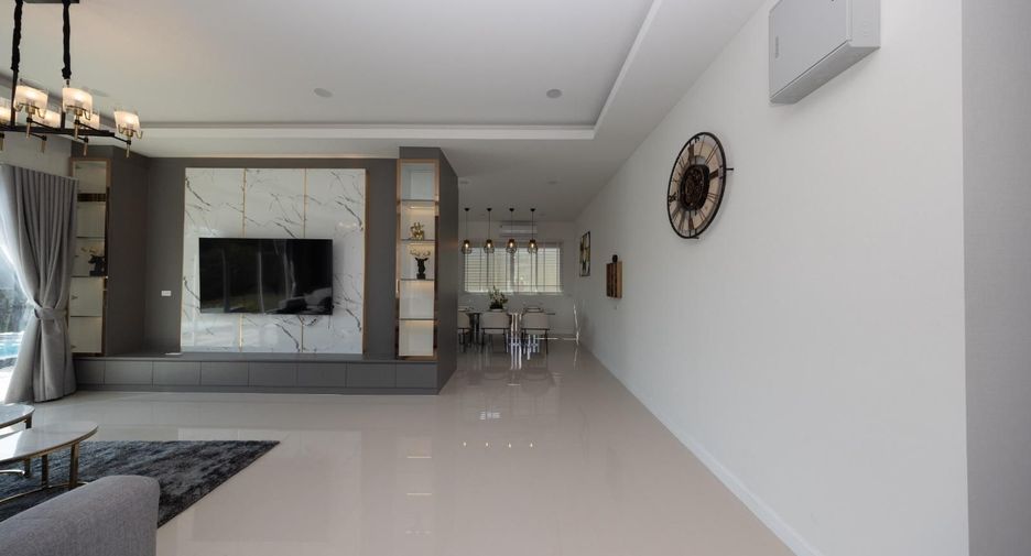 For sale 3 bedrooms house in Bang Lamung, Chonburi