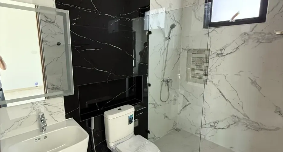 Villa en venta de 4 habitaciones en Mueang Chiang Mai, Chiang Mai