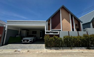 For sale and for rent 3 bedrooms villa in Bang Lamung, Chonburi
