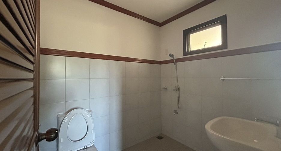 For sale 3 bedrooms house in Hang Dong, Chiang Mai