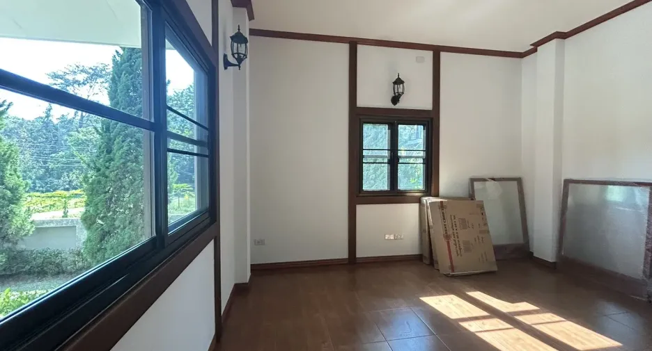 For sale 3 bedrooms house in Hang Dong, Chiang Mai