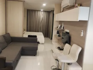 For sale studio condo in Watthana, Bangkok