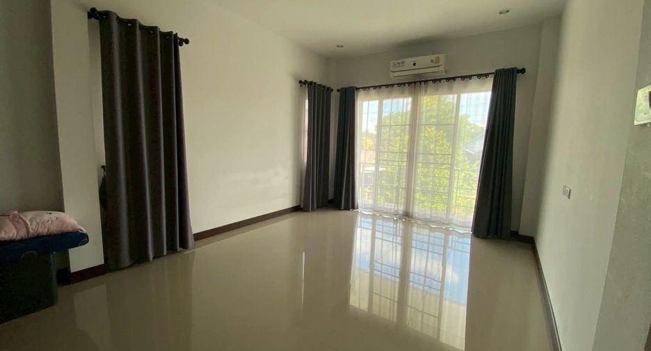 Haus zum Kauf mit 4 Zimmer in San Sai, Chiang Mai